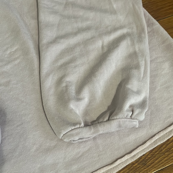 Velvet VLVT By Graham & Spencer Crewneck Sweatshirt 3/4 Length Sleeves - Picture 3 of 5